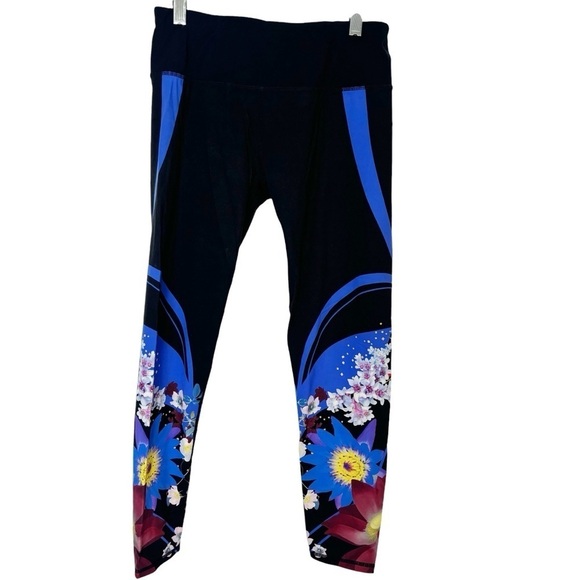 Sweaty Betty Pants - Sweaty Betty Cropped Power Floral Leggings Size Small